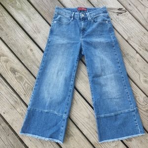 Guess wide legged cropped jeans